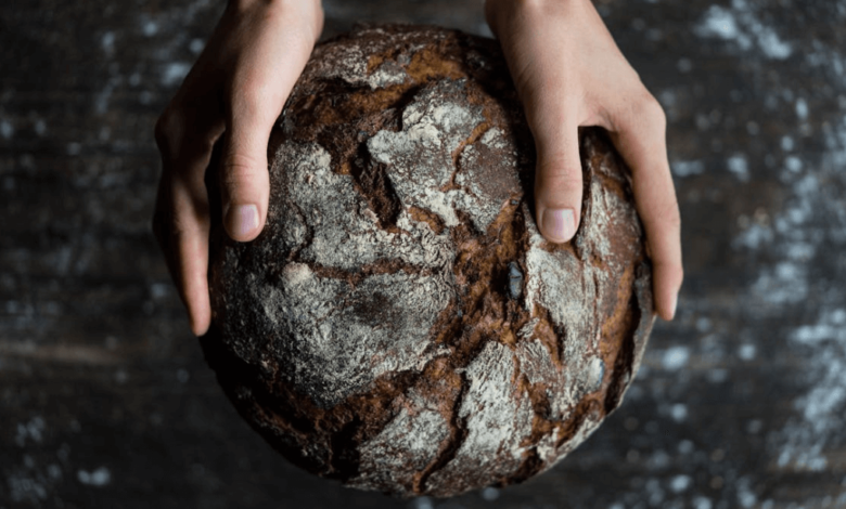 A Step-By-Step Guide to Making Homemade Bread