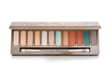 How Is It Possible to Buy the Best Cosmetics Online?